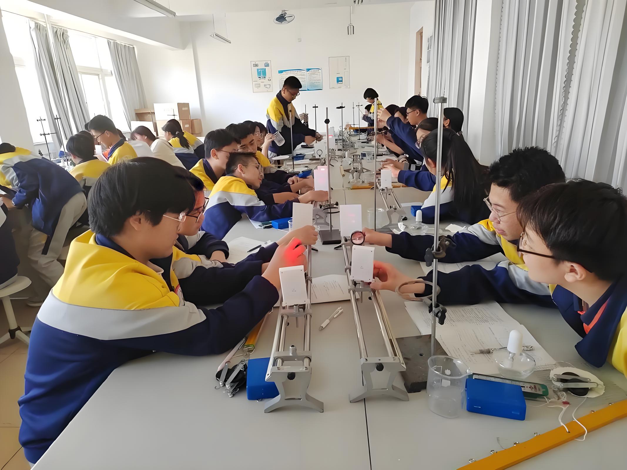 教育部印發(fā)《中小學(xué)科學(xué)教育工作指南》實驗操作納入中考